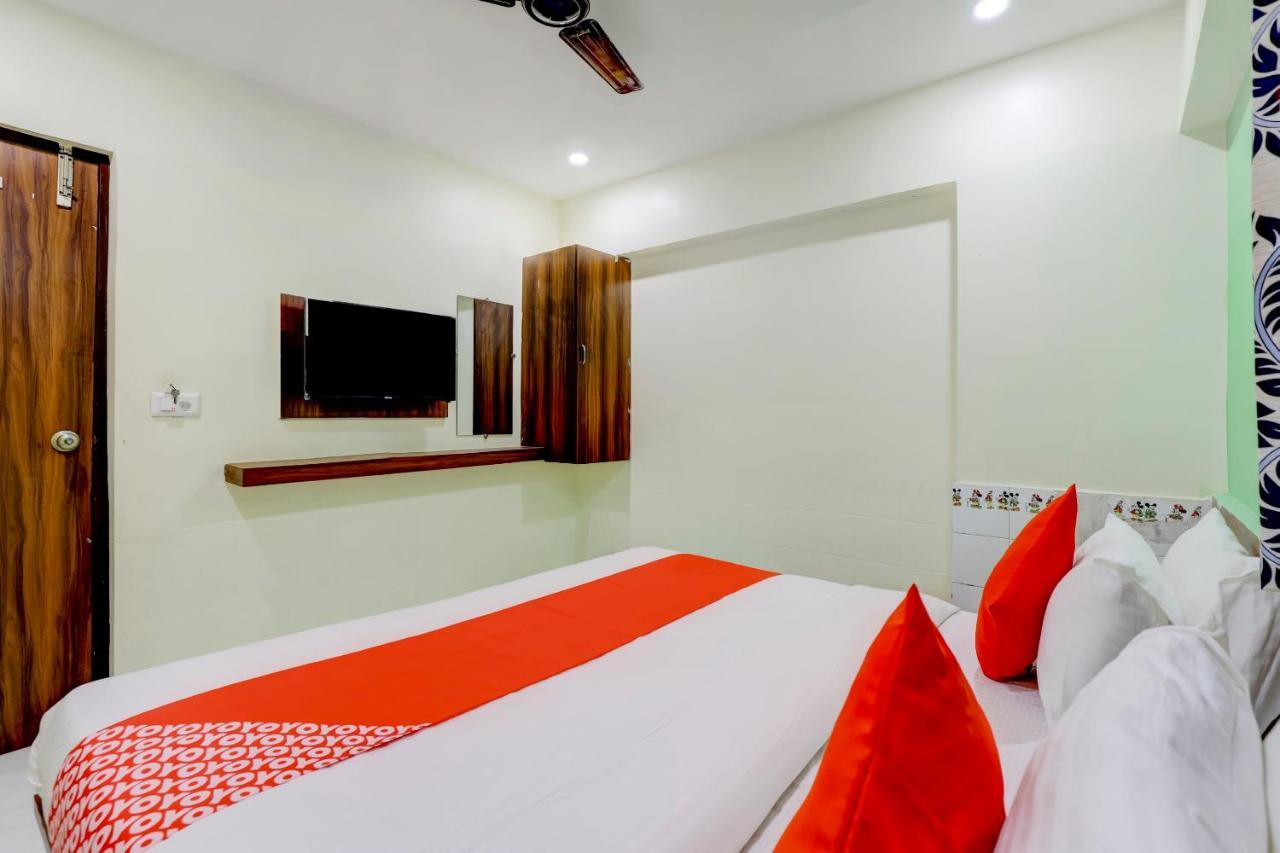 Oyo 67789 Hotel Savera Ahmedabad Eksteriør billede